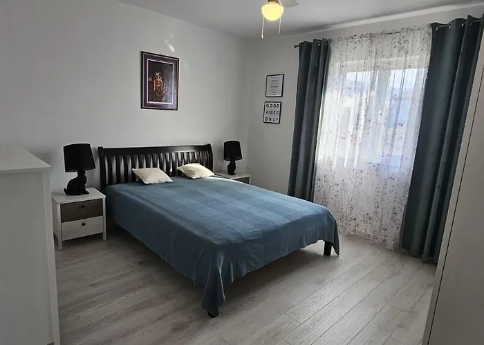 Nekic Appartement *